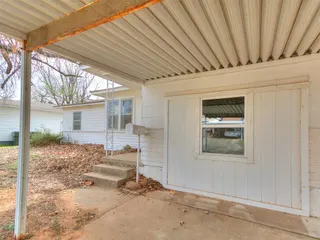 Sold home at 1016 Holly Drive