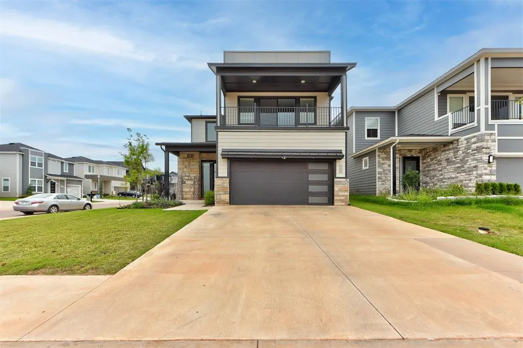 Photo 2 — 2516 NW 131st Street, Oklahoma City, OK 73120