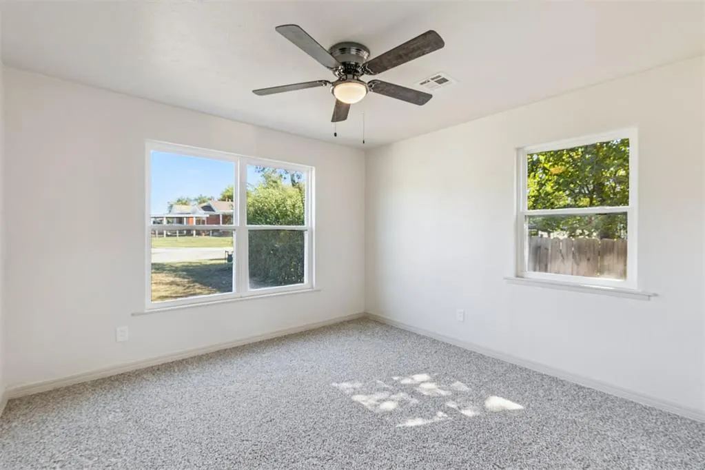 Photo 15 — 2715 N Missouri Avenue, Oklahoma City, OK 73111