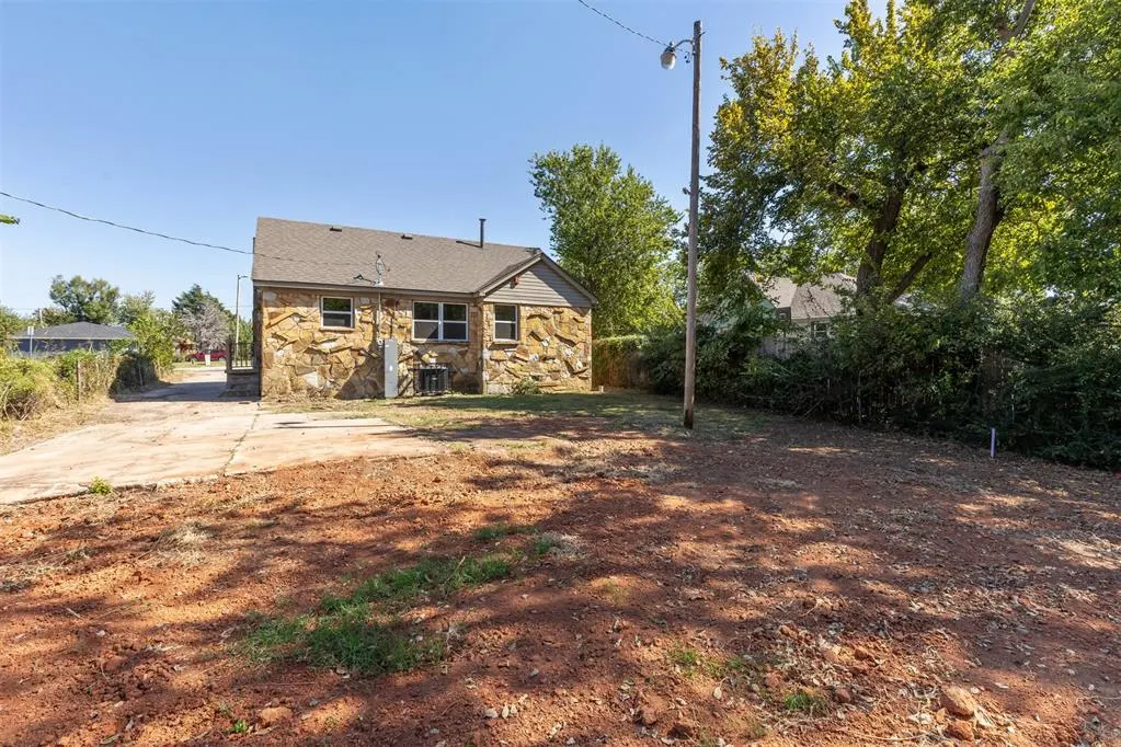 Photo 24 — 2715 N Missouri Avenue, Oklahoma City, OK 73111