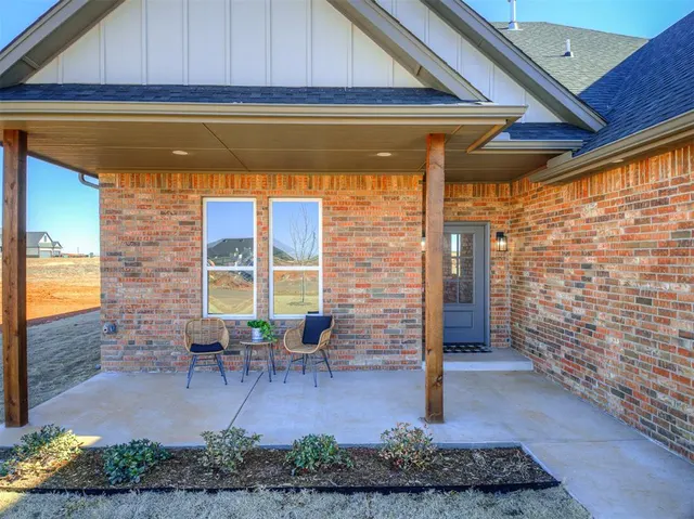 Photo 2 — 25159 Ethan Street, Cashion, OK 73016