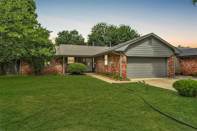 Front exterior — 3725 N Grant Avenue, Bethany, OK 73008