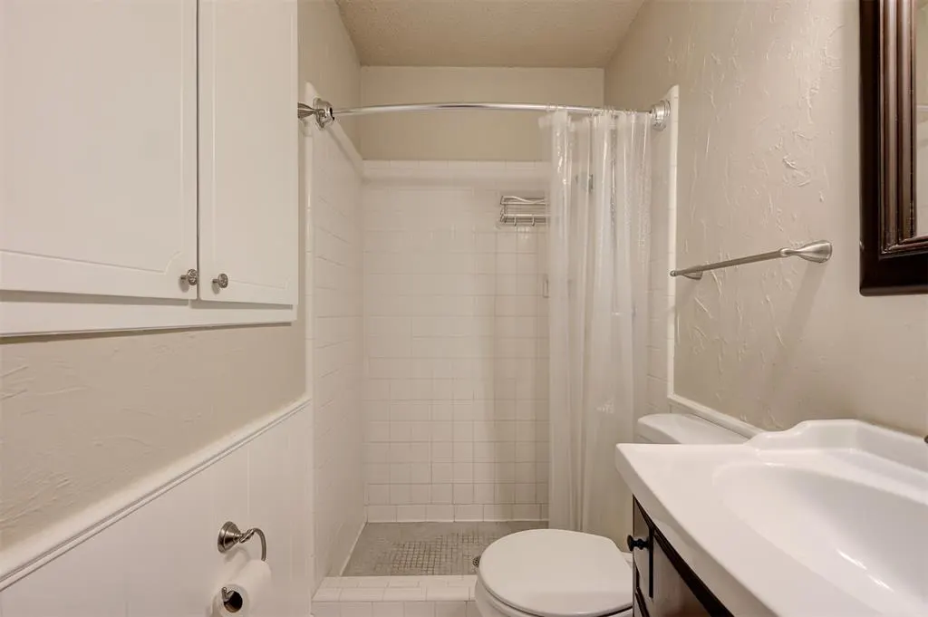 Photo 24 — 3725 N Grant Avenue, Bethany, OK 73008
