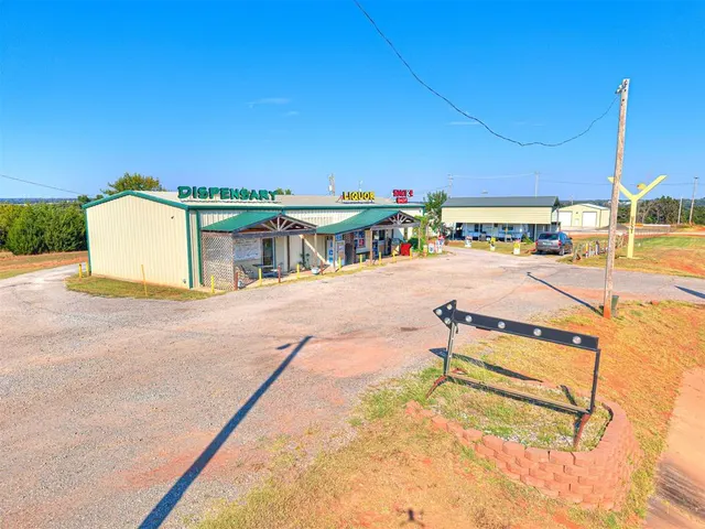 Photo 8 — 331946 E HIGHWAY 66 Route, Wellston, OK 74881