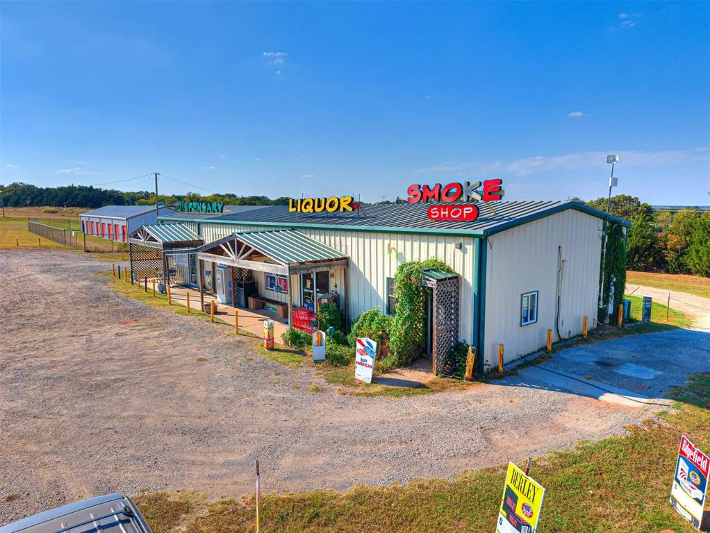 Photo 12 — 331946 E HIGHWAY 66 Route, Wellston, OK 74881