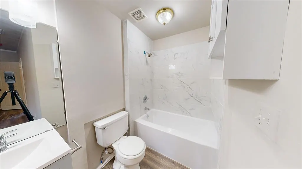 Photo 8 — 403 SE Carter Street, Ardmore, OK 73401