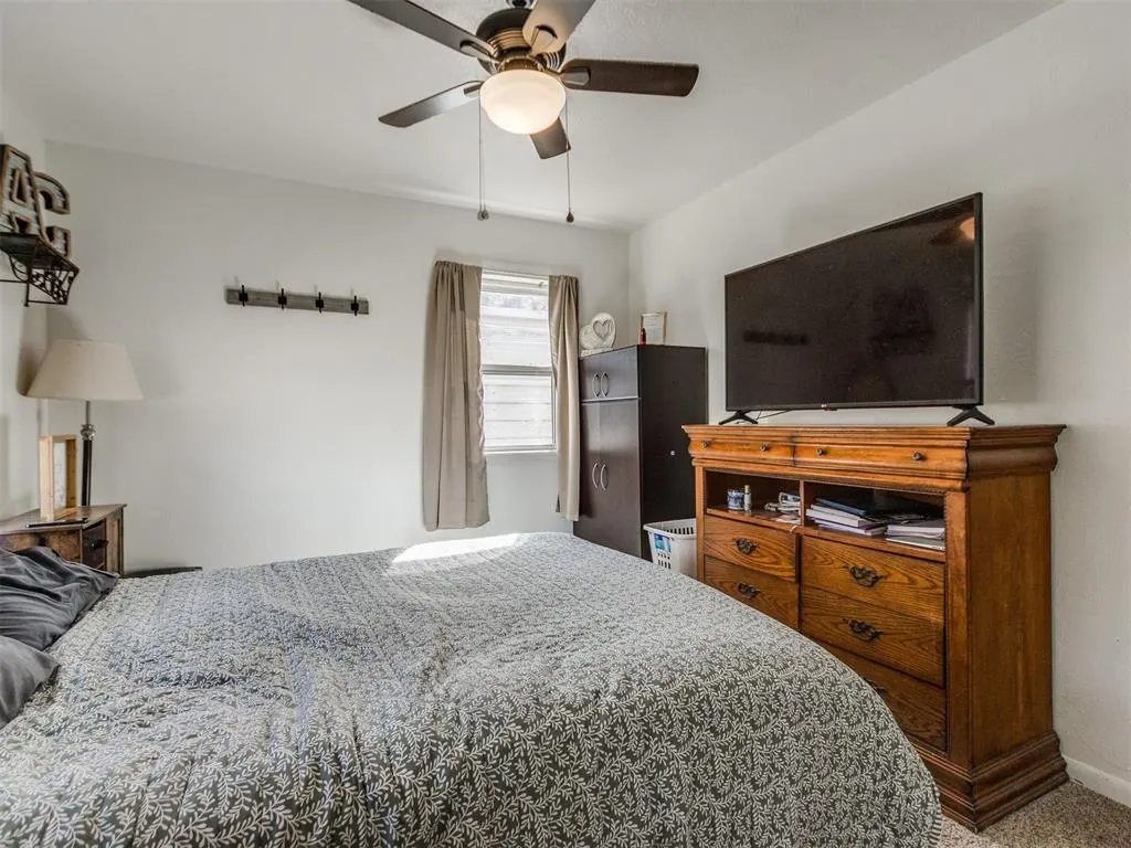 Photo 11 — 1103 E 11th Street, Shawnee, OK 74801