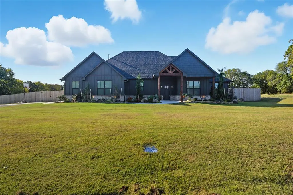 Photo 3 — 42829 Garretts Lake Road, Shawnee, OK 74804