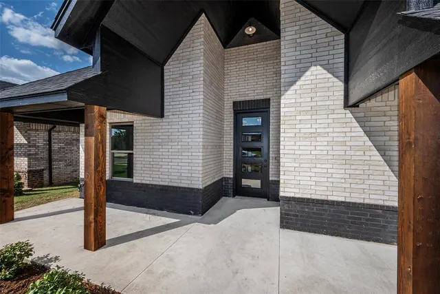 Photo 4 — 11609 NW 104 Th Street, Yukon, OK 73099