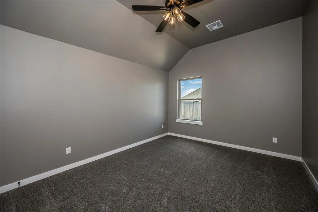 Photo 22 — 11609 NW 104 Th Street, Yukon, OK 73099