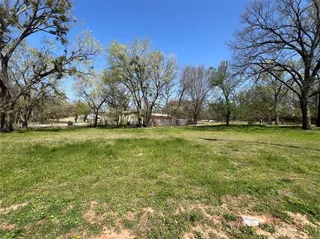 Sold home at 335 S Dixon Avenue