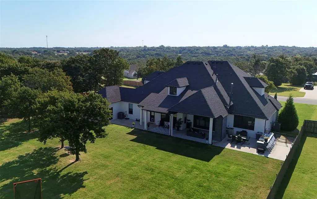 Photo 37 — 10413 NE 145th Street, Jones, OK 73049