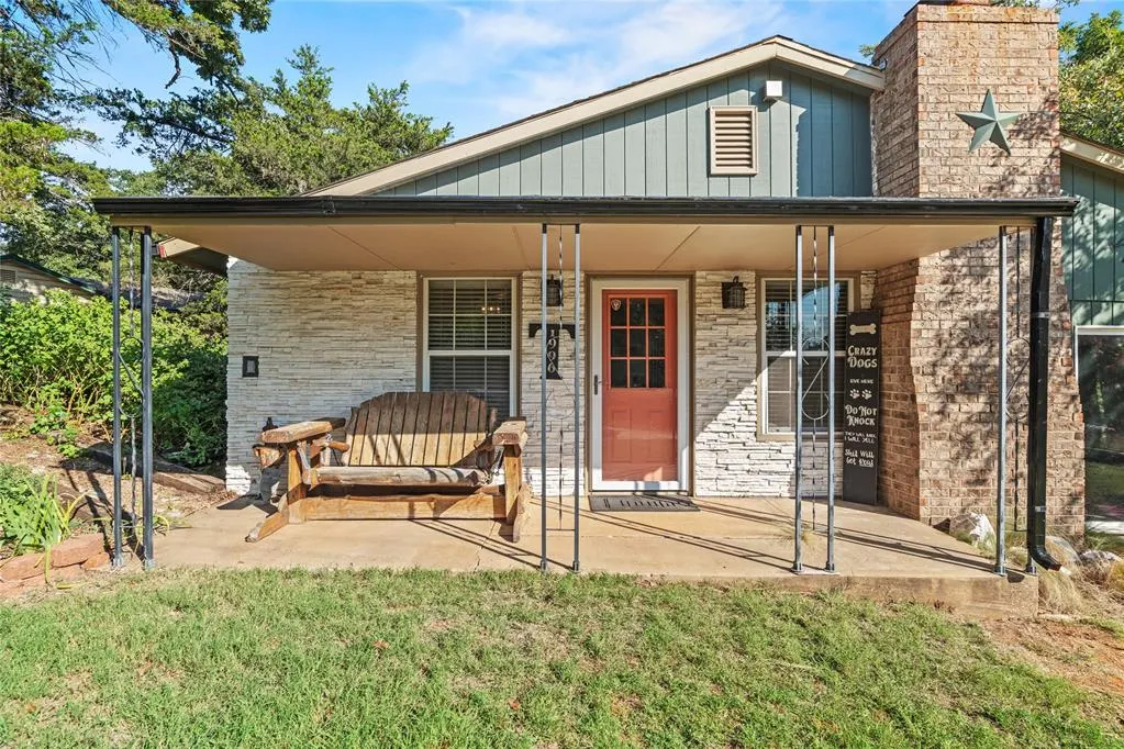 Photo 5 — 21960 Ninth Place, Hinton, OK 73047