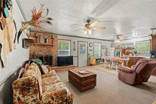 Photo 7 — 21960 Ninth Place, Hinton, OK 73047