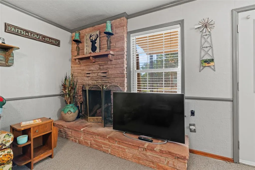 Photo 8 — 21960 Ninth Place, Hinton, OK 73047