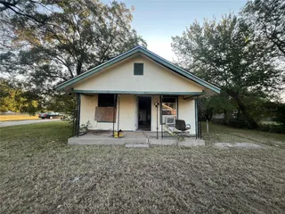 Sold home at 209 N Rangeline Street