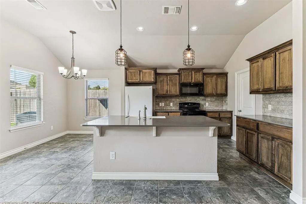 Photo 8 — Address unavailable, Oklahoma City, OK 73128