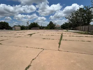 Sold home at 714 N 4th  St Corner