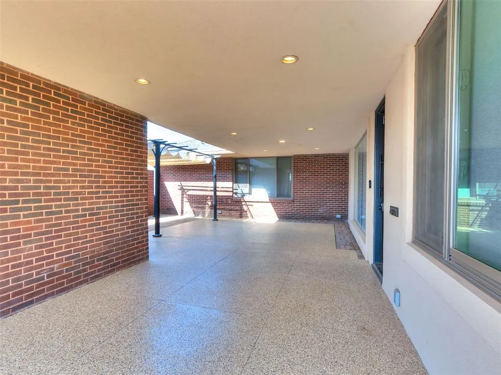 Photo 3 — 6505 Avondale 1/2, Nichols Hills, OK 73116