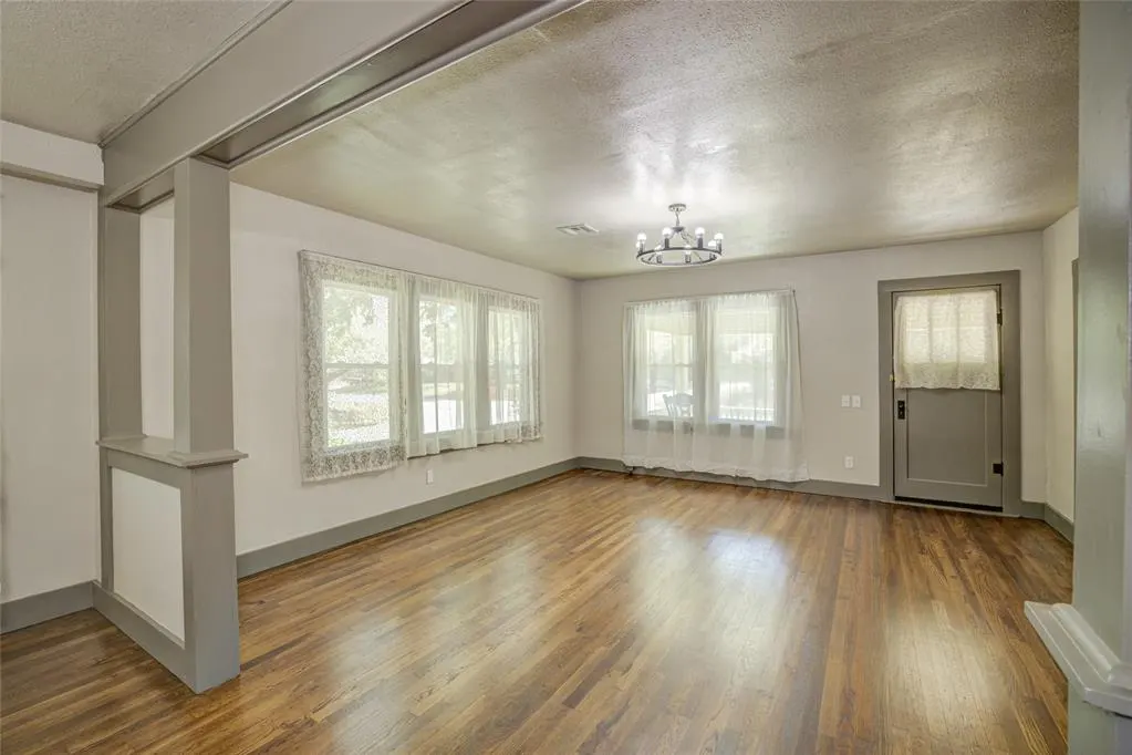 Photo 14 — 431 E Broadway Street, Lexington, OK 73051