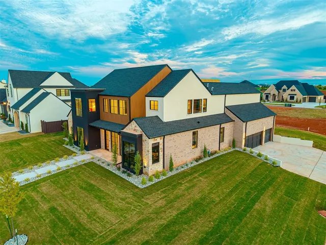 Photo 2 — 6116 NW 146th Terrace, Oklahoma City, OK 73142