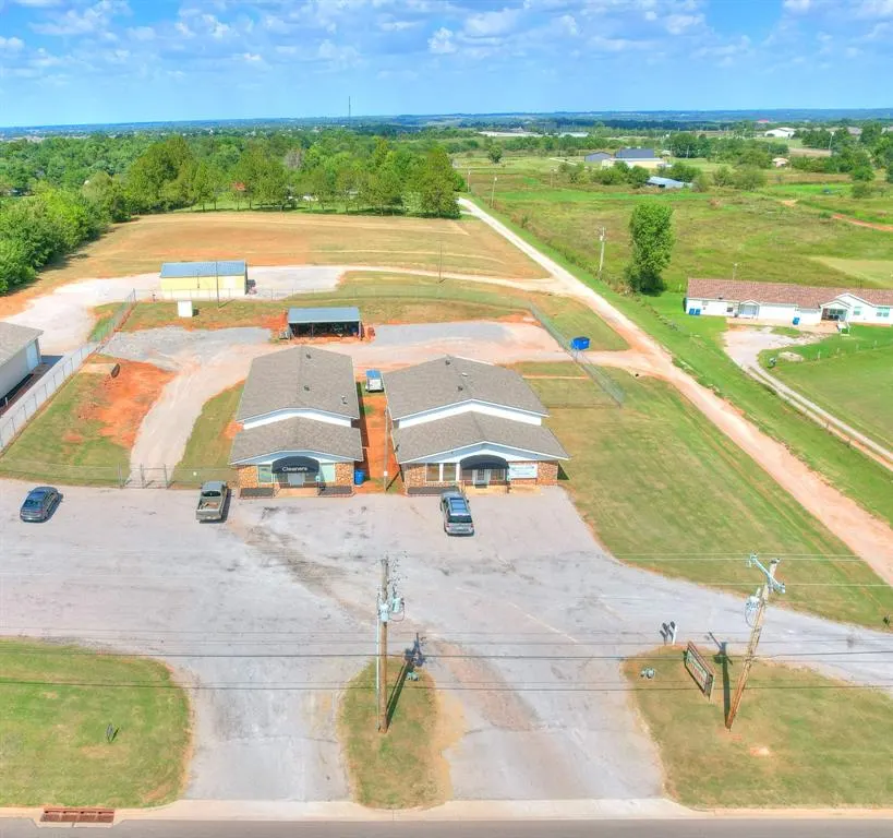 Front exterior — 4707 E 37 Highway, Tuttle, OK 73089
