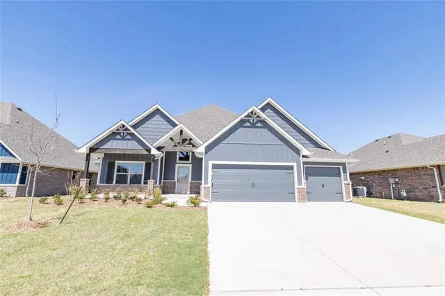 Photo 2 — 1811 Zayden Lane, Norman, OK 73072