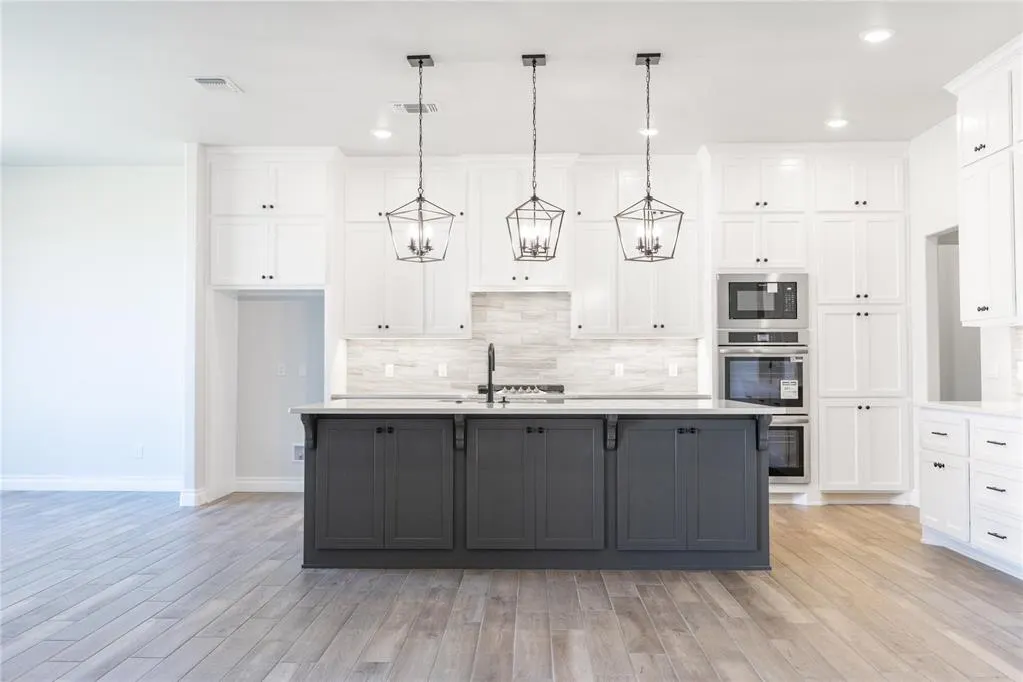 Photo 5 — 1811 Zayden Lane, Norman, OK 73072