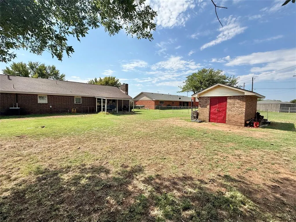 Photo 28 — 1305 ANDY Street, Altus, OK 73521