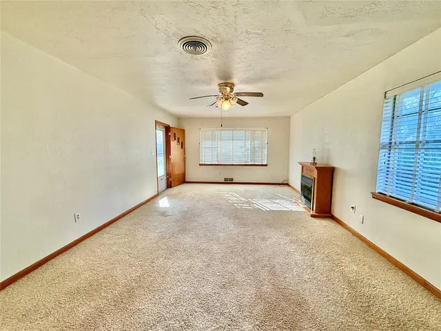 Photo 8 — 200 Means, Rocky, OK 73661