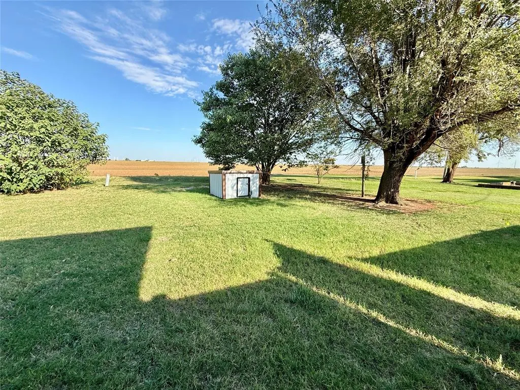 Photo 31 — 200 Means, Rocky, OK 73661