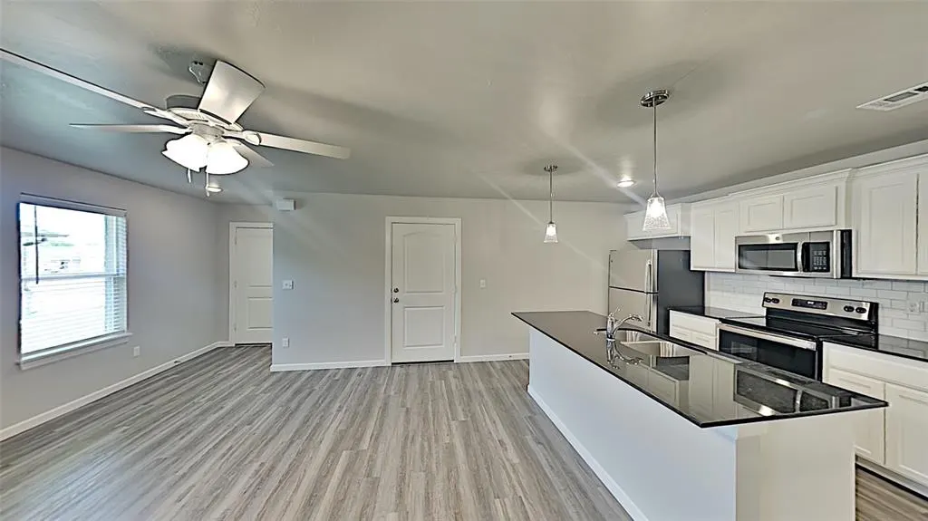 Photo 9 — 1310 NW 111 Street, Oklahoma City, OK 73114