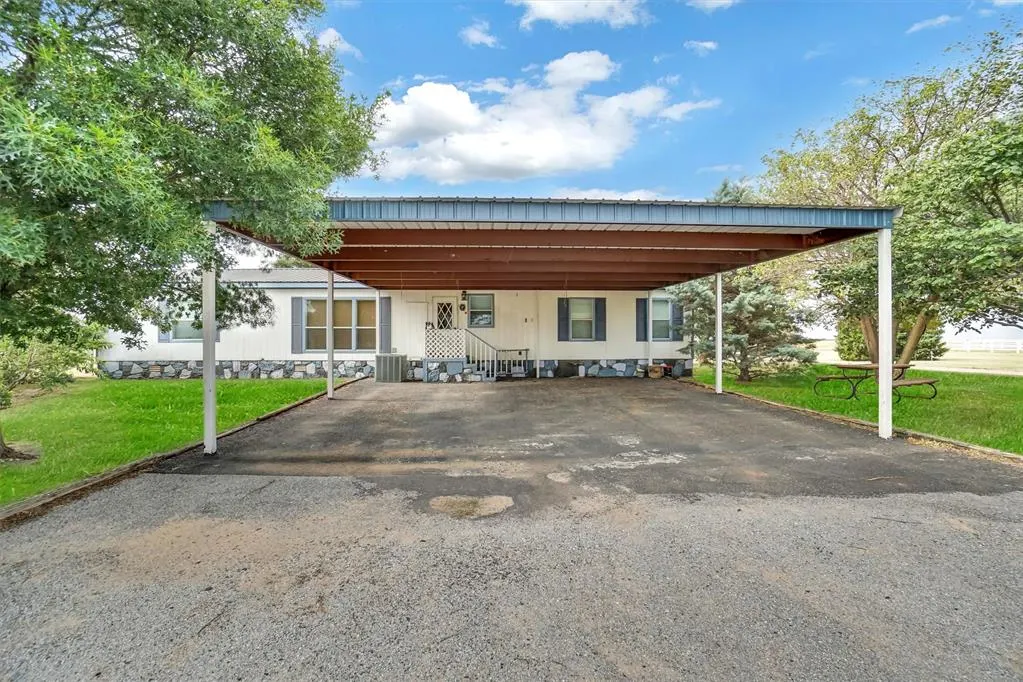 Photo 33 — 32042 N County Road 1960 Road, Willow, OK 73673