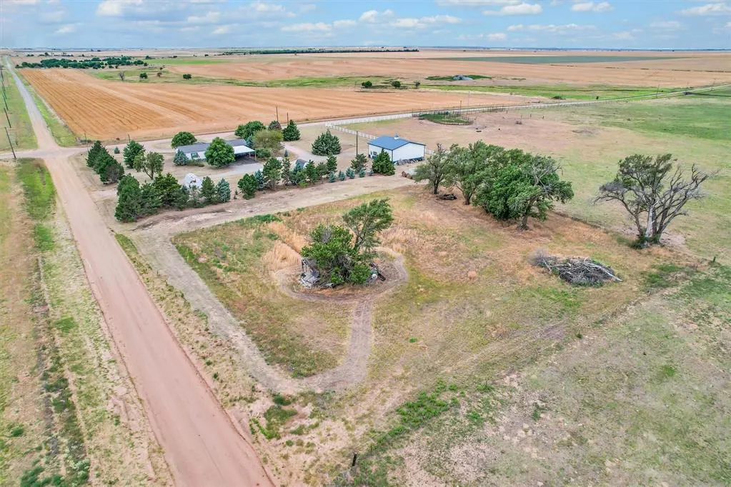 Photo 37 — 32042 N County Road 1960 Road, Willow, OK 73673