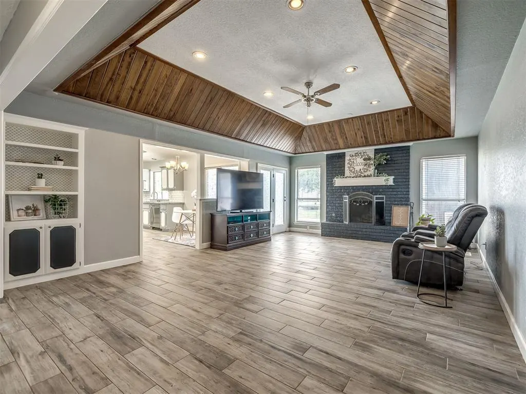 Photo 6 — 10812 Blue Fox Drive, Edmond, OK 73025