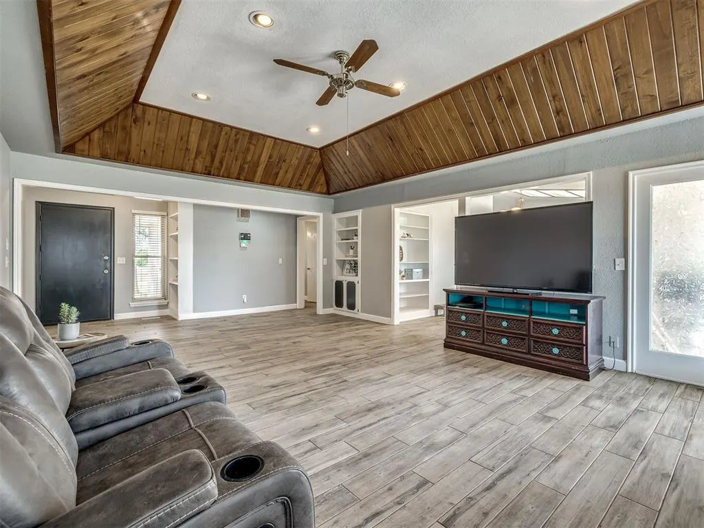 Photo 10 — 10812 Blue Fox Drive, Edmond, OK 73025