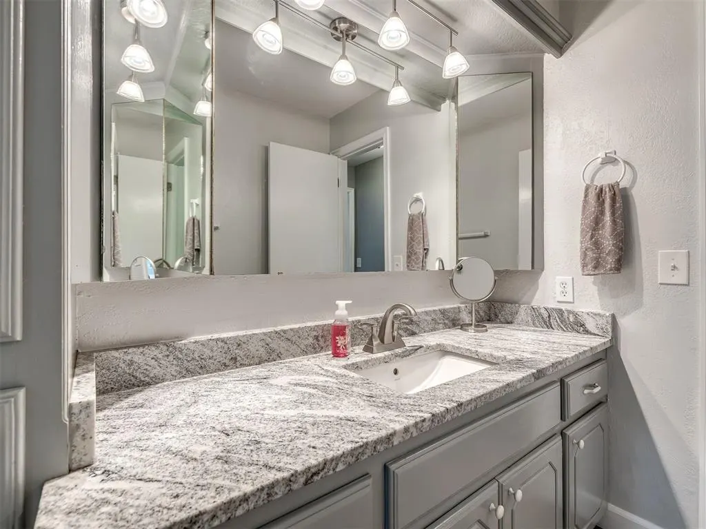 Photo 26 — 10812 Blue Fox Drive, Edmond, OK 73025