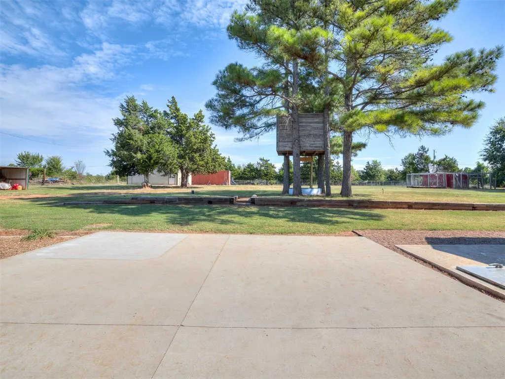 Photo 34 — 10812 Blue Fox Drive, Edmond, OK 73025