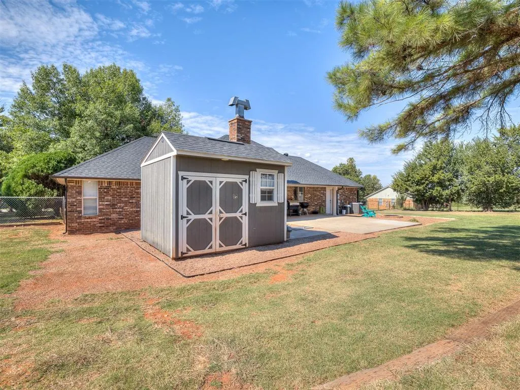 Photo 42 — 10812 Blue Fox Drive, Edmond, OK 73025