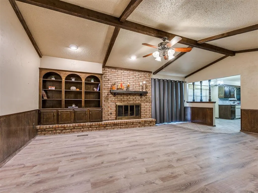Photo 5 — 10105 Bromley Court, Oklahoma City, OK 73159
