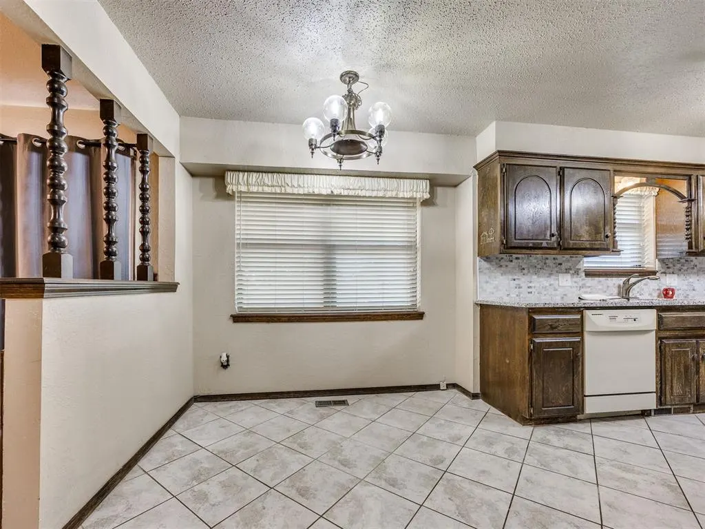 Photo 30 — 10105 Bromley Court, Oklahoma City, OK 73159