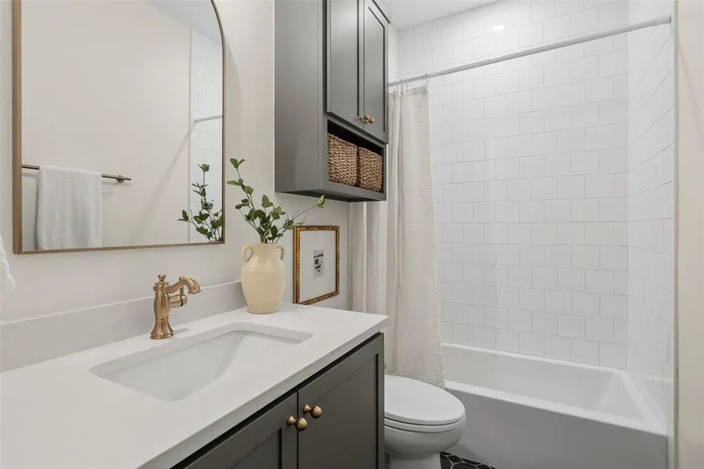 Photo 33 — 502 NE 2nd Street, Oklahoma City, OK 73104
