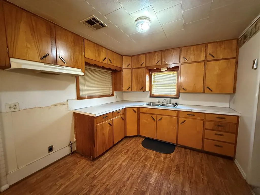 Photo 8 — 1503 Mitacek Avenue, Prague, OK 74864