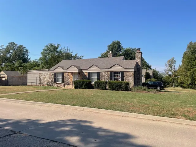 Front exterior — 2600 N Cashion Place, Oklahoma City, OK 73112