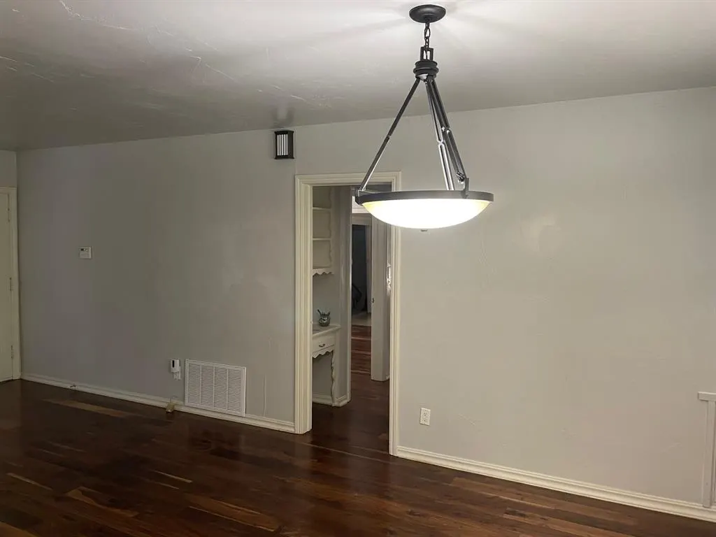 Photo 9 — 2600 N Cashion Place, Oklahoma City, OK 73112