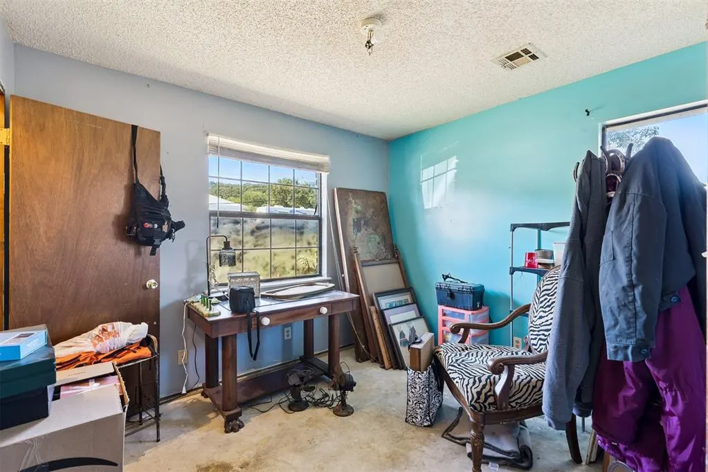 Photo 23 — 612 NE 1st Street, Henryetta, OK 74437