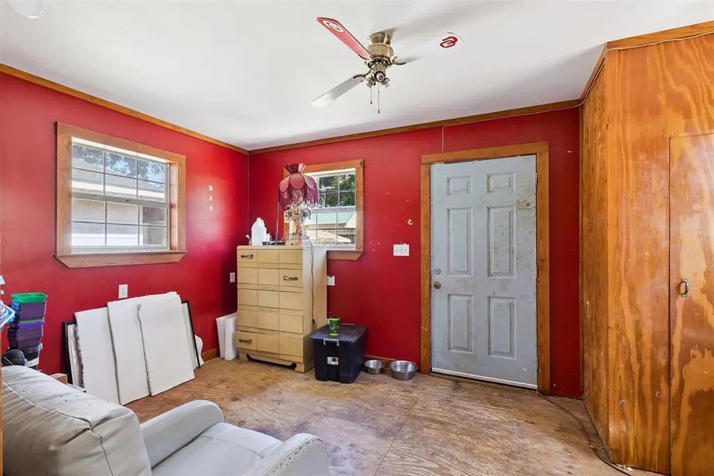 Photo 26 — 612 NE 1st Street, Henryetta, OK 74437