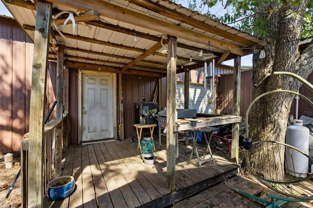 Photo 30 — 612 NE 1st Street, Henryetta, OK 74437