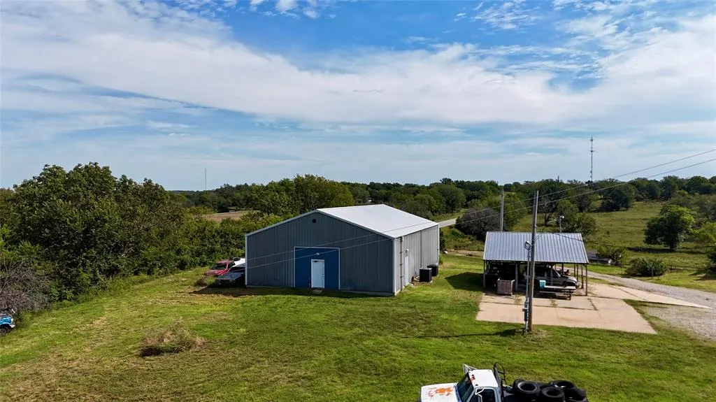 Photo 6 — 20568 SE Us Highway 60 Highway, Nowata, OK 74048