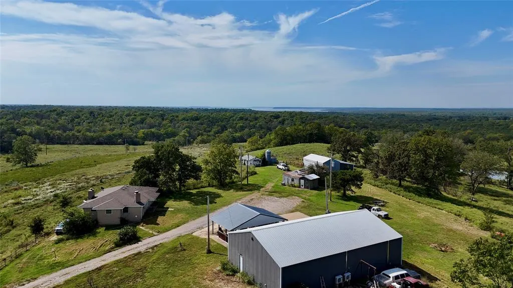 Photo 8 — 20568 SE Us Highway 60 Highway, Nowata, OK 74048